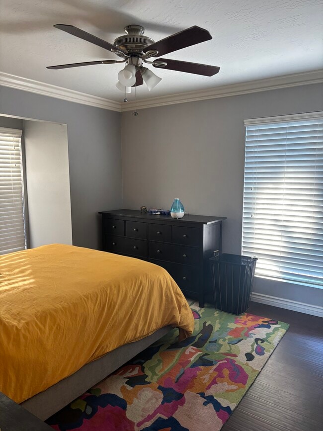 Foto del edificio - 7942 Mission Center Ct