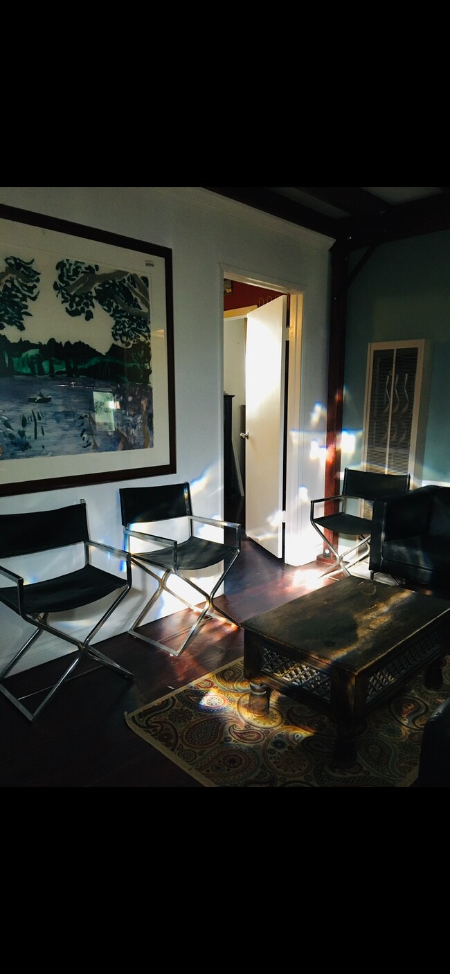Foto del edificio - 7826 Arvilla Ave