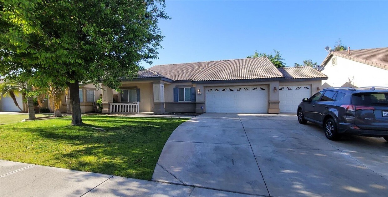 10408 Starlight Peak Dr, Bakersfield, CA 93311 House for Rent in Bakersfield, CA
