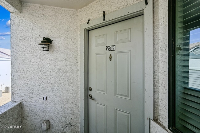 Building Photo - 3065 N 67th Ave