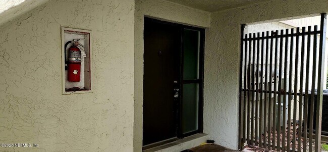 Foto del edificio - 3 Castania Ct