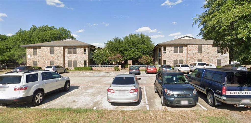 Primary Photo - 222 N Center St