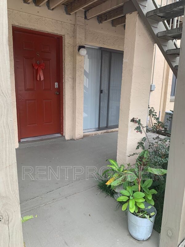4203 S Semoran Blvd Unit 8, Orlando, FL 32822 Condo for Rent in