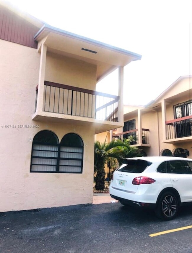 Foto del edificio - 920 SW 7th Ave