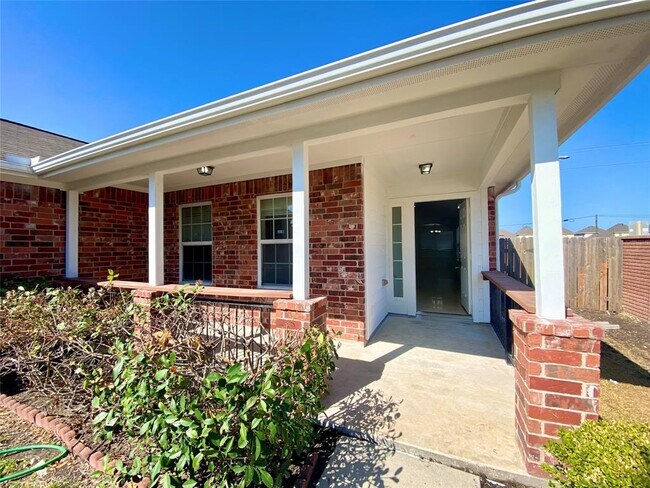 Foto del edificio - 7224 Crescent Mills Dr