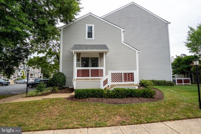 Foto del edificio - 12887 Grays Pointe Rd