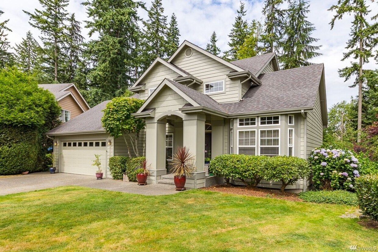 Foto principal - Everett Single Family house 3 bd 2.5 bath ...