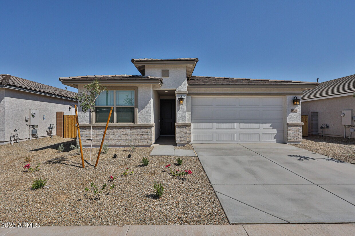 Primary Photo - 25215 N 172nd Dr