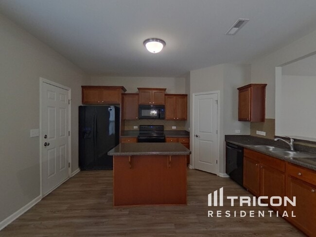 Building Photo - 2648 Andes Dr