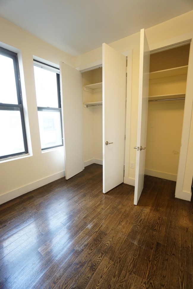 Building Photo - 25 Saint Nicholas Terrace