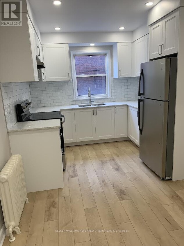 Building Photo - 90 Portland St