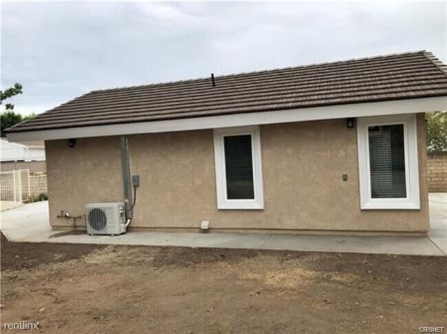 Foto del edificio - 1 br, 1 bath House - 21626 Bermuda St