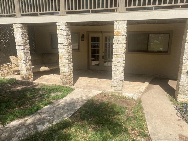 Building Photo - 11912A US-290