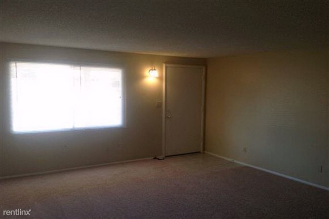 Foto del edificio - 13215 N 42nd St