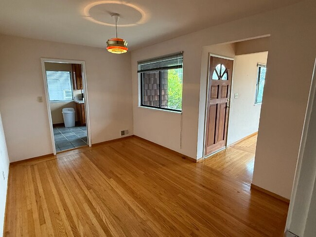 Foto del edificio - 1375 Grizzly Peak Blvd