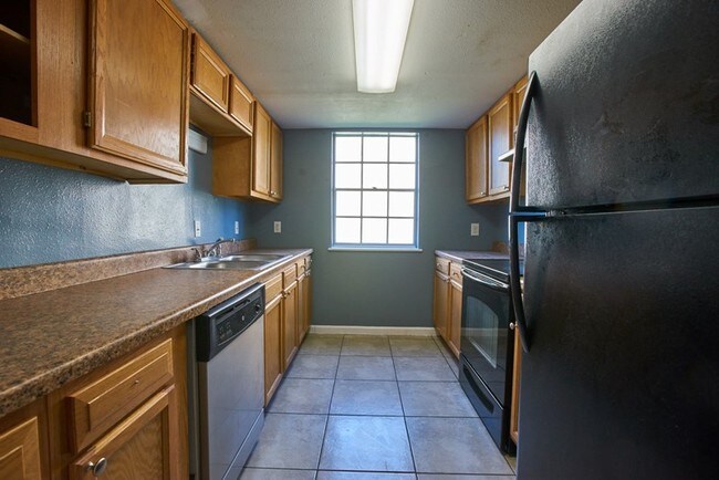 Foto del edificio - 6952 Yorktown Dr