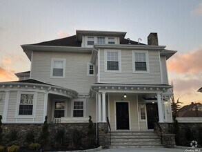 Building Photo - 314 S Ocean Ave