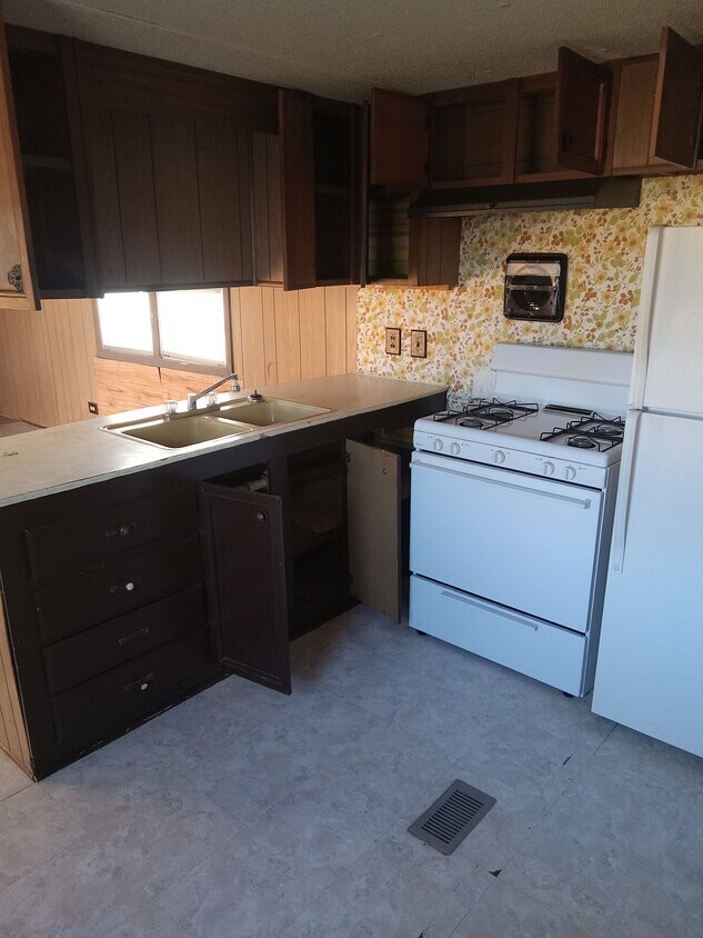 Foto principal - 218 E Denver St