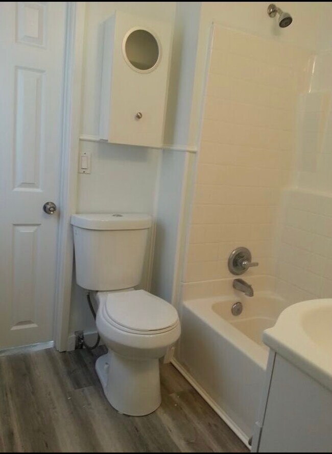 Building Photo - 3742 Harris St