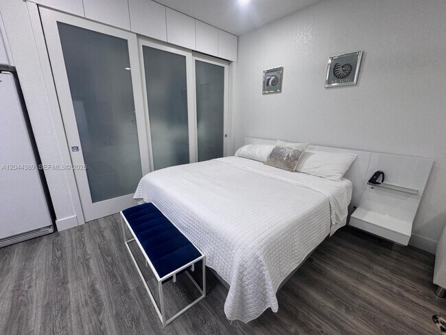 Foto del edificio - 3265 SW 153rd Pl