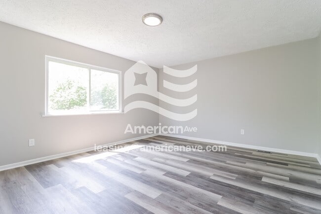 Building Photo - 465 Montana Ave