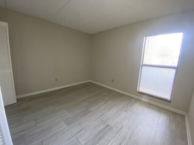 Foto del edificio - 275 1st St S