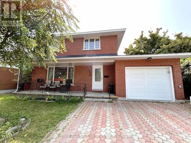Building Photo - 44 Meadowlands Dr W