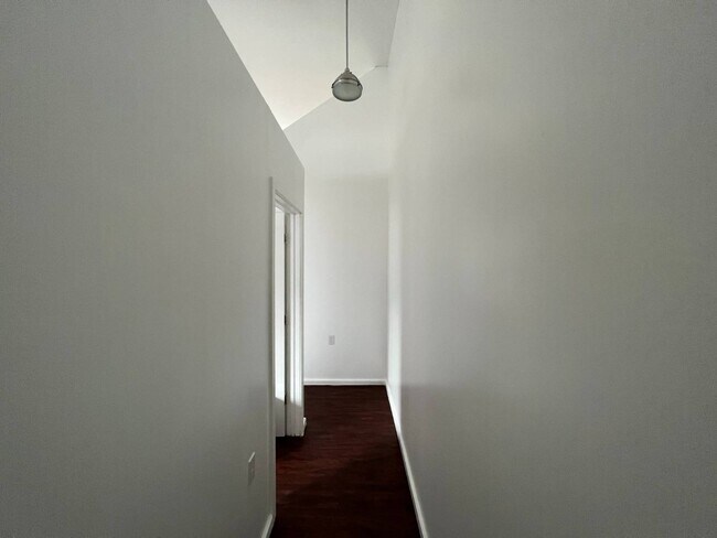 Foto del edificio - 150 4th St