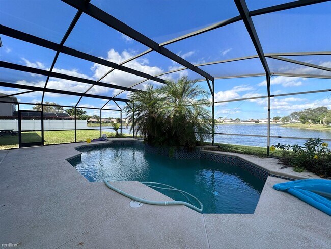 Building Photo - 6 br, 4 bath House - 957 Crystal Bay Ln