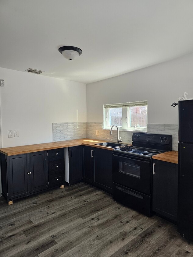 Photo - 211 W Mitchell St (San Antonio, TX)