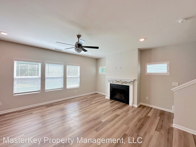 Building Photo - 4 br, 2.5 bath House - 1217 Watcher Way