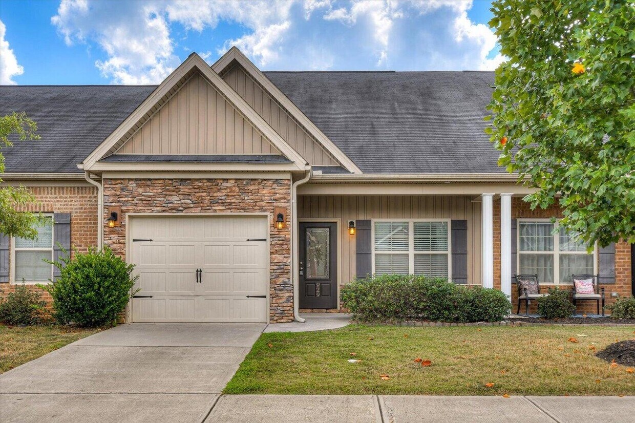 Foto principal - 929 Erika Ln