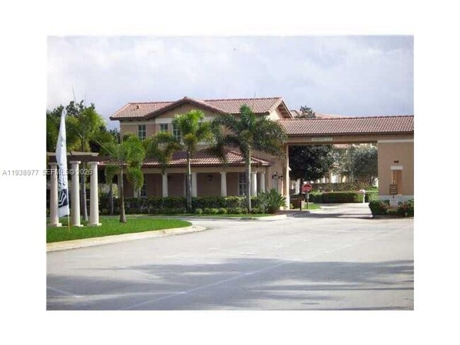 Foto del edificio - 917 SW 147th Ave