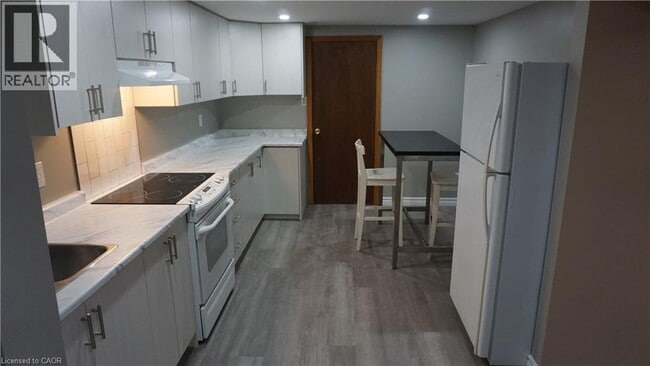 Photo du bâtiment - 40 Marc Blvd