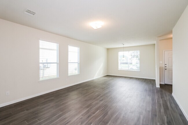 Building Photo - 1039 Sarena Ct