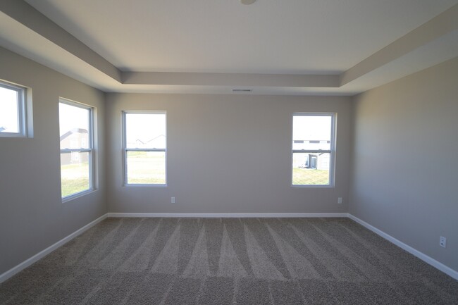Building Photo - 6965 Sablecliff Way