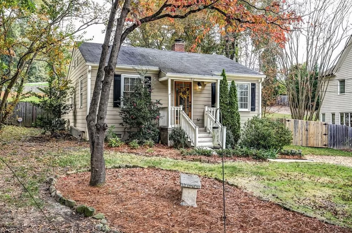 Primary Photo - 1812 Hickory Rd