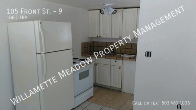 Building Photo - 105 Front St