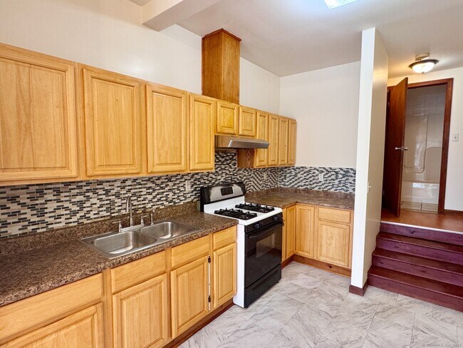 Foto del edificio - 225 E Pearl St