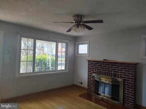 Building Photo - 2908 5th Ave