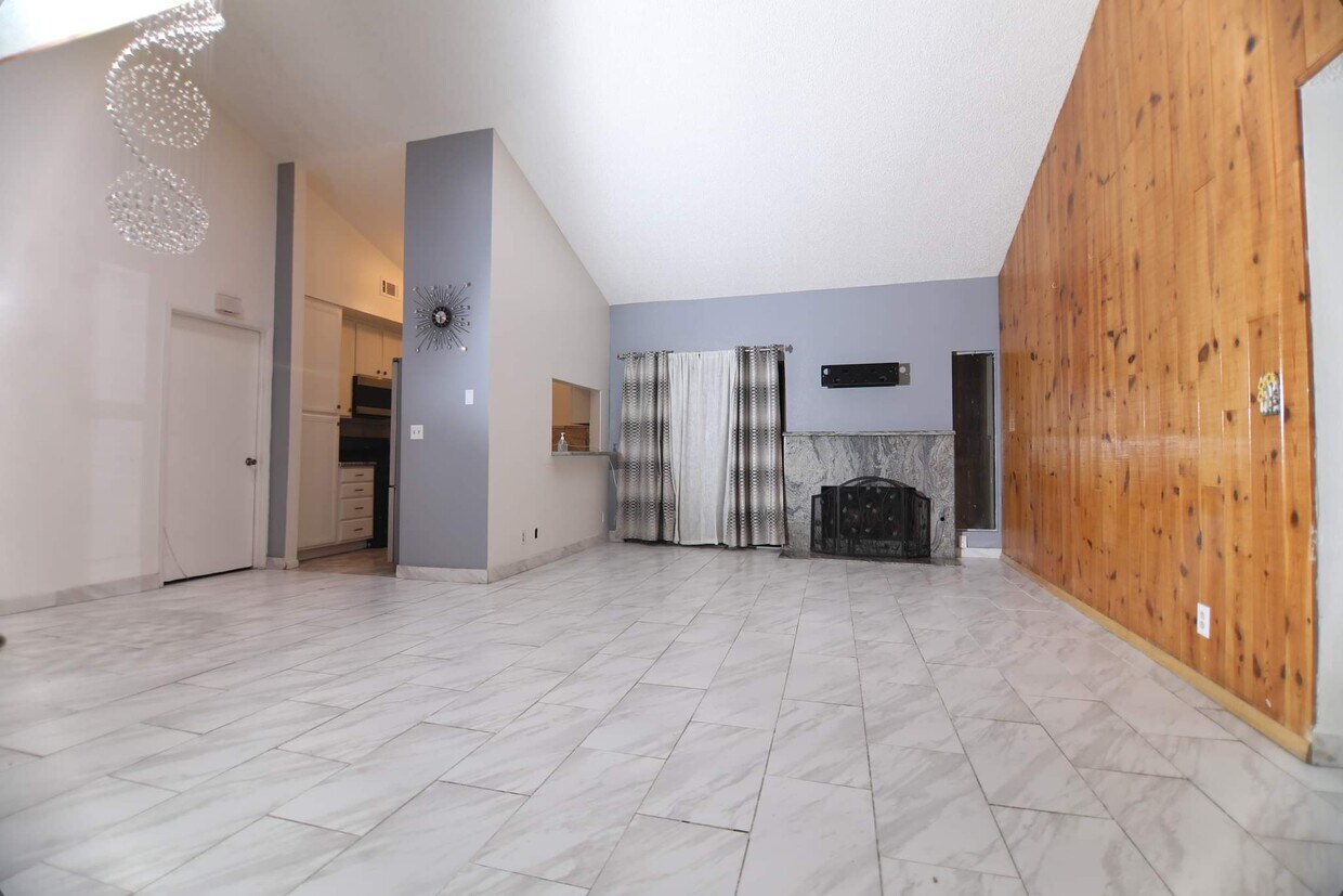 8430 Langdon Ave Unit 2, North Hills, CA 91343 Condo for Rent in