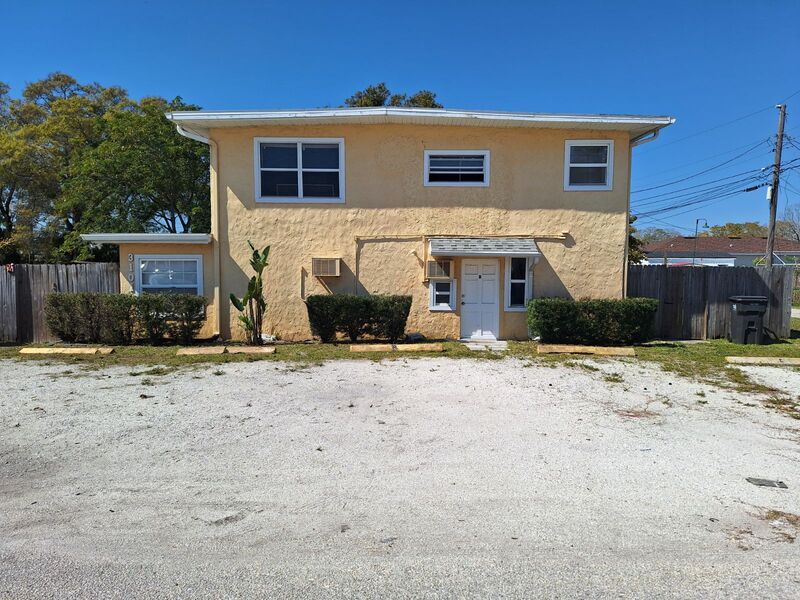 Foto principal - 3101 54th Ave N