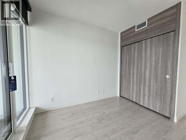 Building Photo - 4890-4890 Lougheed Hwy.