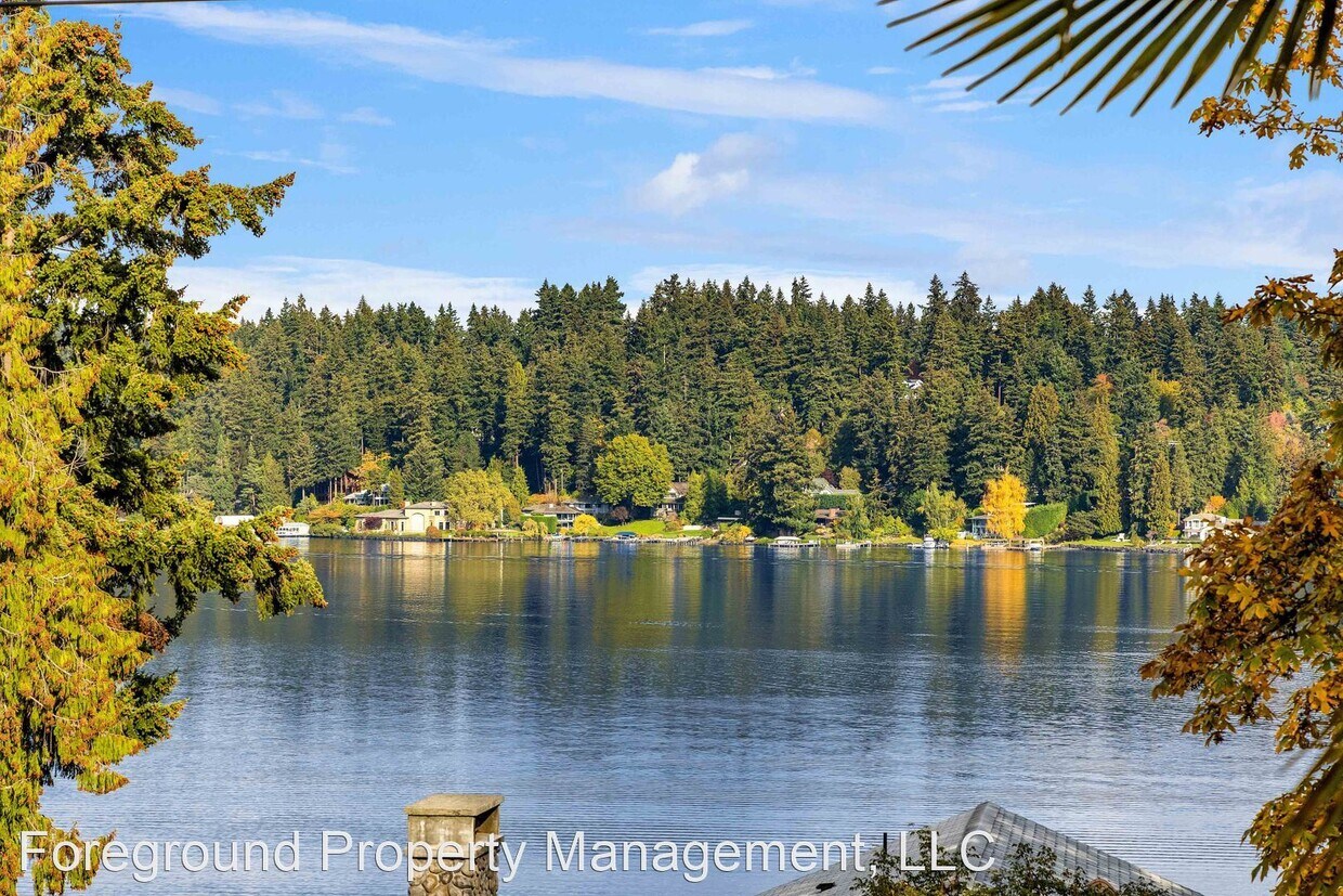 Foto principal - 5 br, 3 bath House - 3040 90th Pl SE