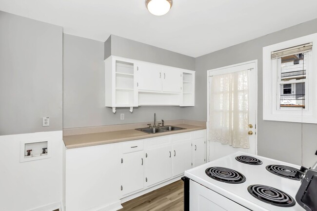 Foto del edificio - Huntsville Townhouse 2BR/1BA