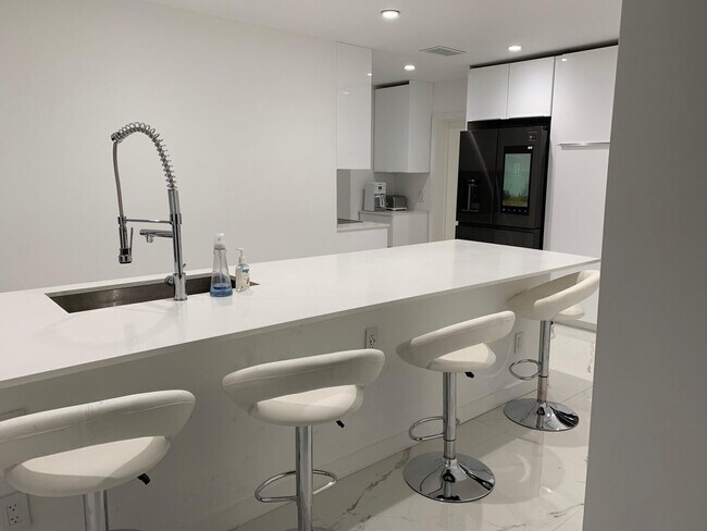 Foto del edificio - 9007 NE 10th Ave