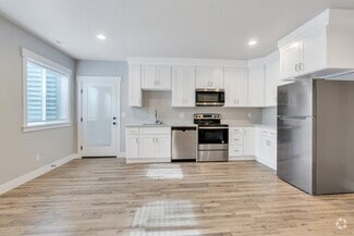 Building Photo - 624 N Hiddleston Dr
