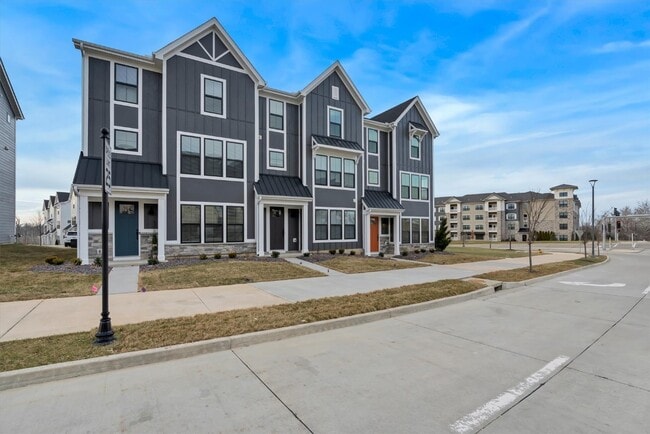 Building Photo - 304 Indigo Ct