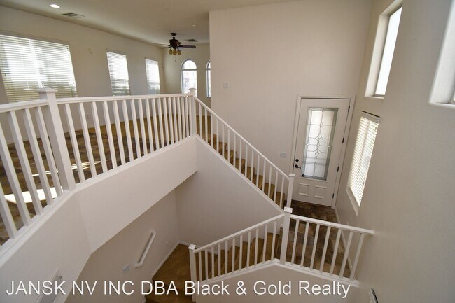 Building Photo - 3 br, 2.5 bath House - 6179 Ritacuba Way