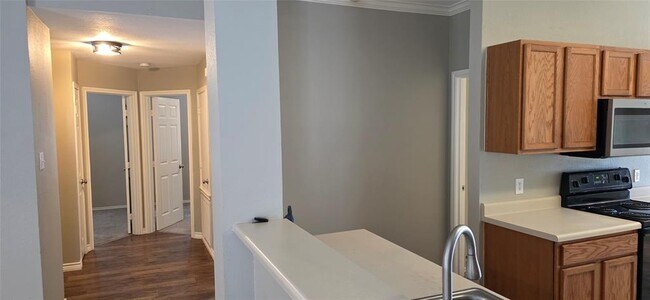 Foto del edificio - 204 Quail Hollow Dr